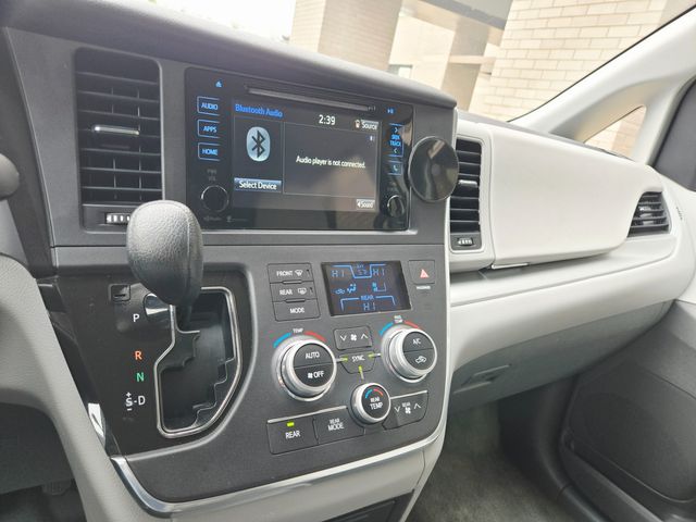 2015 Toyota Sienna LE 8-Passenger | Ellisville, MO | AutoPort 2015 Toyota Sienna LE 8-Passenger | Ellisville, MO | AutoPort