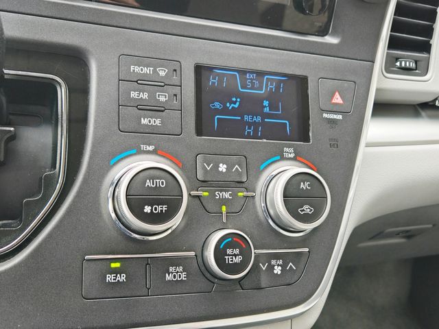 2015 Toyota Sienna LE 8-Passenger | Ellisville, MO | AutoPort