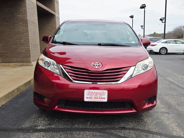 2015 Toyota Sienna LE 8-Passenger | Ellisville, MO | AutoPort 2015 Toyota Sienna LE 8-Passenger | Ellisville, MO | AutoPort