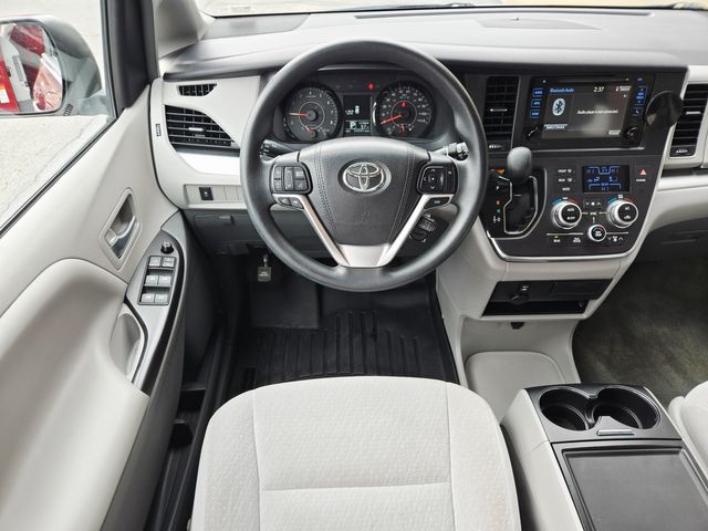 2015 Toyota Sienna LE 8-Passenger | Ellisville, MO | AutoPort