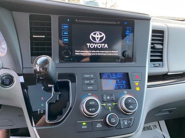 2015 Toyota Sienna XLE Premium 8-Passenger | Ephrata, PA | Pine Tree Motors