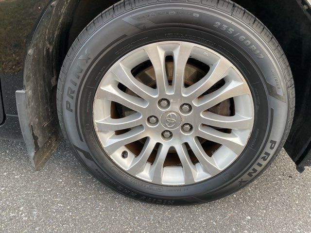 2015 Toyota Sienna XLE Premium 8-Passenger | Ephrata, PA | Pine Tree Motors 2015 Toyota Sienna XLE Premium 8-Passenger | Ephrata, PA | Pine Tree Motors