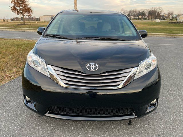 2015 Toyota Sienna XLE Premium 8-Passenger | Ephrata, PA | Pine Tree Motors