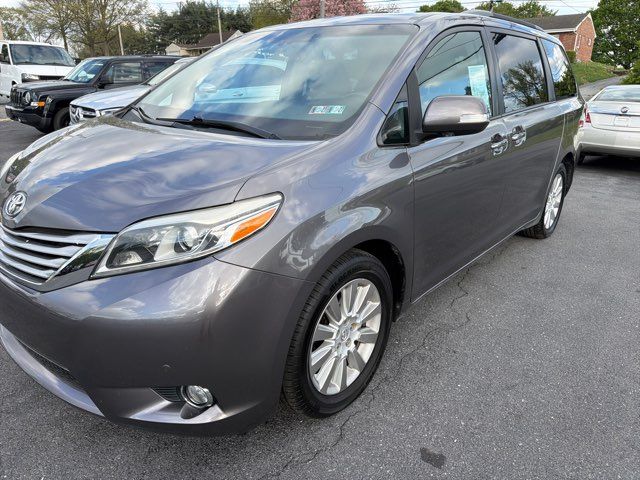 2015 Toyota Sienna XLE Premium 7-Passenger