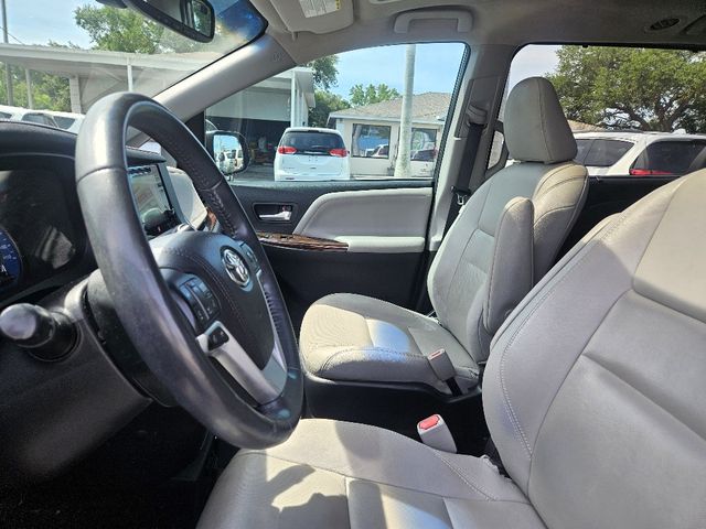 2015 Toyota Sienna Limited Wheelchair Van Handicap Ramp Van