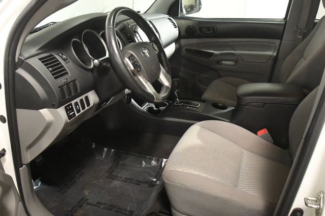 2015 Toyota Tacoma . | Branford, CT | Sound Auto Wholesalers 2015 Toyota Tacoma . | Branford, CT | Sound Auto Wholesalers