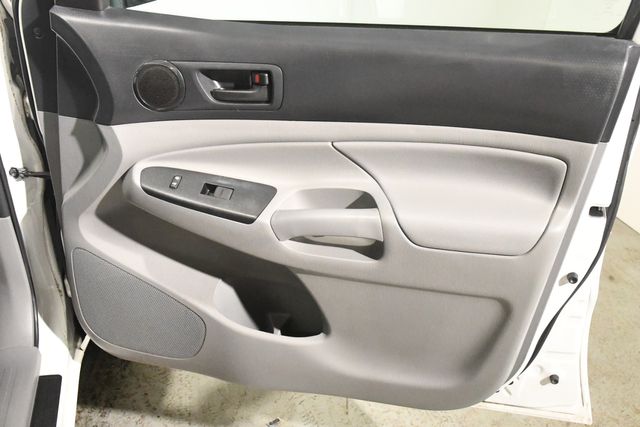 2015 Toyota Tacoma . | Branford, CT | Sound Auto Wholesalers 2015 Toyota Tacoma . | Branford, CT | Sound Auto Wholesalers