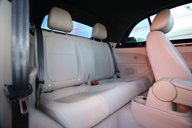 2015 Volkswagen Beetle Convertible R-Line PZEV | San Antonio, TX | R&amp;L Certified Auto Group