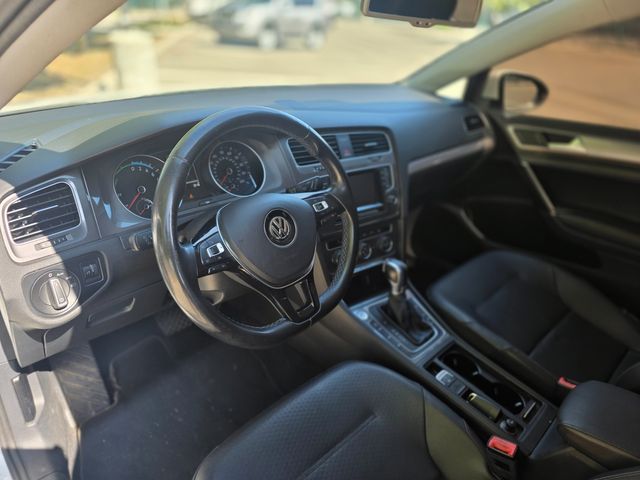 2015 Volkswagen e-Golf SEL Premium 2015 Volkswagen e-Golf SEL Premium