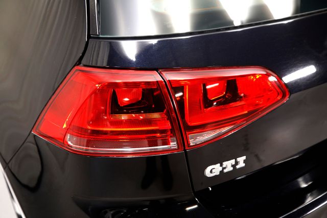 2015 Volkswagen Golf GTI S | Burbank, California | MDK International 2015 Volkswagen Golf GTI S | Burbank, California | MDK International