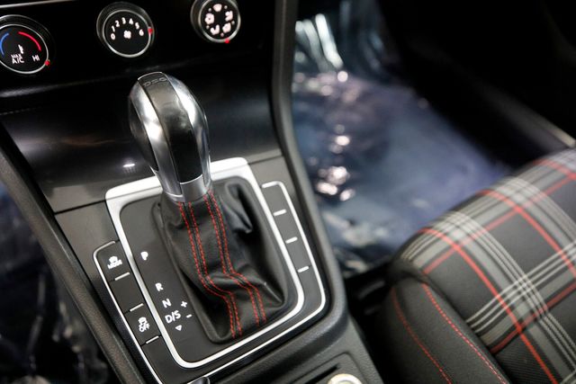 2015 Volkswagen Golf GTI S | Burbank, California | MDK International 2015 Volkswagen Golf GTI S | Burbank, California | MDK International