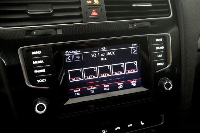 2015 Volkswagen Golf GTI S | Burbank, California | MDK International 2015 Volkswagen Golf GTI S | Burbank, California | MDK International