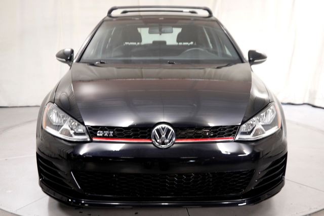2015 Volkswagen Golf GTI S | Burbank, California | MDK International 2015 Volkswagen Golf GTI S | Burbank, California | MDK International