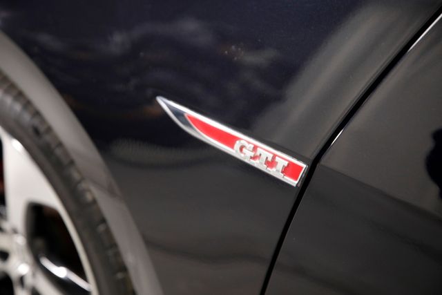 2015 Volkswagen Golf GTI S | Burbank, California | MDK International 2015 Volkswagen Golf GTI S | Burbank, California | MDK International