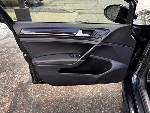 2015 Volkswagen Golf GTI Autobahn