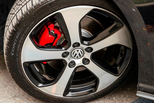 2015 Volkswagen Golf GTI SE | Van Nuys, CA | Stellar Auto INC.
