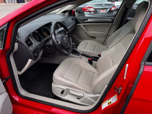 2015 Volkswagen Golf TSI SE