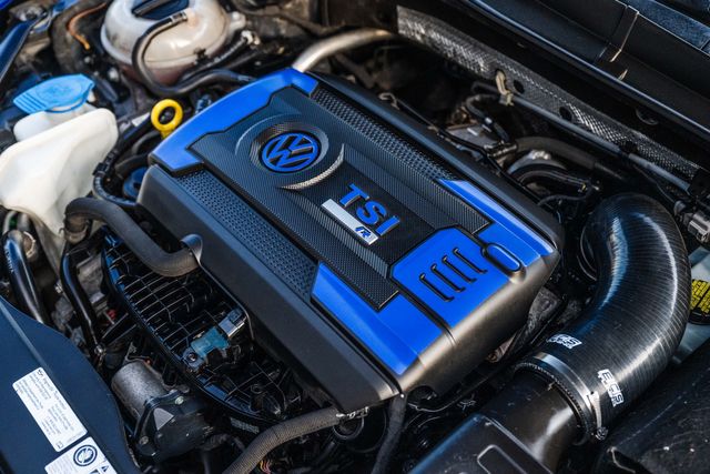 2015 Volkswagen Golf R 4Motion | Addison, TX | Apex Auto Sports 2015 Volkswagen Golf R 4Motion | Addison, TX | Apex Auto Sports