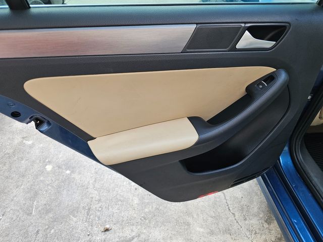 2015 Volkswagen Jetta TDI SEL | Brownsville TX | English Motors 2015 Volkswagen Jetta TDI SEL | Brownsville TX | English Motors