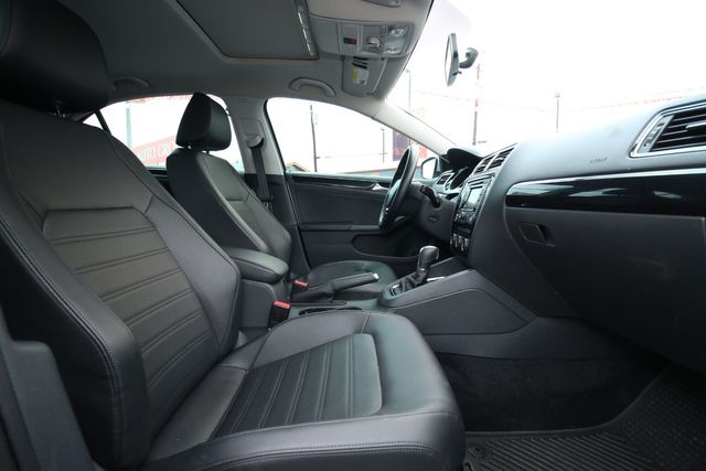 2015 Volkswagen Jetta SEL | San Antonio, TX | R&L Certified Auto Group 2015 Volkswagen Jetta SEL | San Antonio, TX | R&L Certified Auto Group