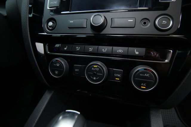 2015 Volkswagen Jetta SEL | San Antonio, TX | R&L Certified Auto Group 2015 Volkswagen Jetta SEL | San Antonio, TX | R&L Certified Auto Group