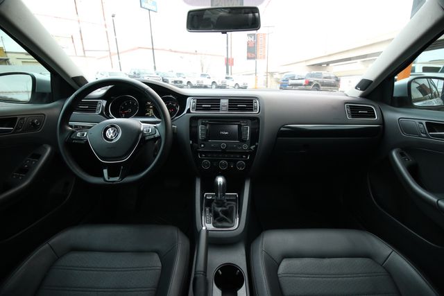 2015 Volkswagen Jetta SEL | San Antonio, TX | R&L Certified Auto Group 2015 Volkswagen Jetta SEL | San Antonio, TX | R&L Certified Auto Group