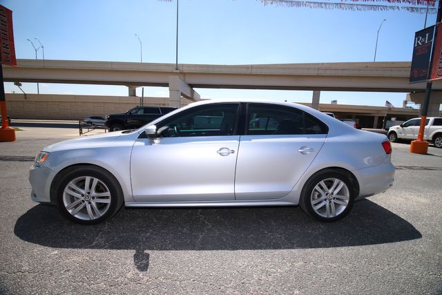 2015 Volkswagen Jetta SEL | San Antonio, TX | R&L Certified Auto Group 2015 Volkswagen Jetta SEL | San Antonio, TX | R&L Certified Auto Group