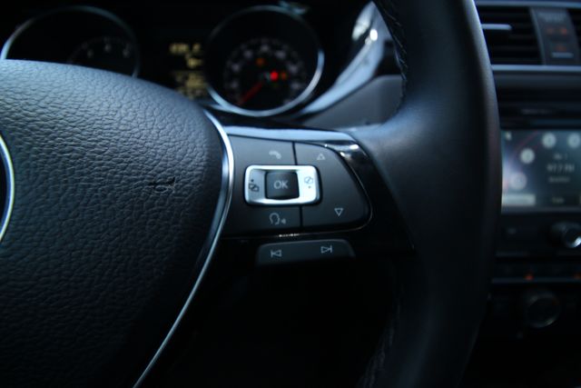 2015 Volkswagen Jetta SEL | San Antonio, TX | R&amp;L Certified Auto Group