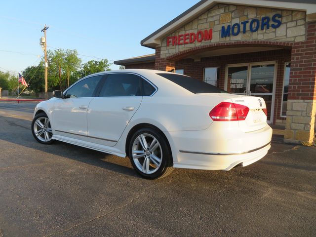 2015 Volkswagen Passat 3.6L V6 SEL Premium