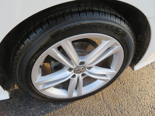 2015 Volkswagen Passat 3.6L V6 SEL Premium