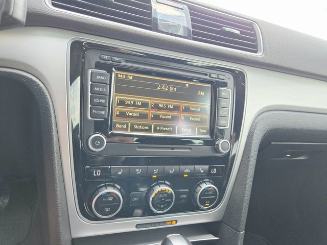 2015 Volkswagen Passat SEL Premium | Ellisville, MO | AutoPort