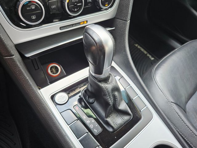 2015 Volkswagen Passat SEL Premium | Ellisville, MO | AutoPort 2015 Volkswagen Passat SEL Premium | Ellisville, MO | AutoPort