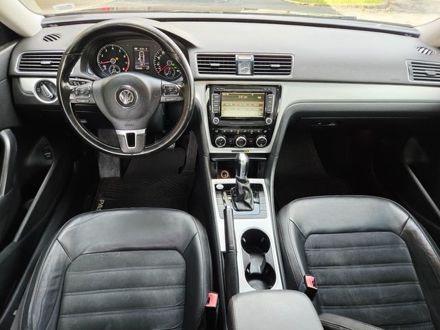 2015 Volkswagen Passat SEL Premium | Ellisville, MO | AutoPort 2015 Volkswagen Passat SEL Premium | Ellisville, MO | AutoPort