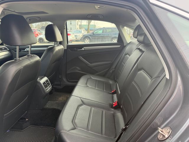 2015 Volkswagen Passat 2.0L TDI SE