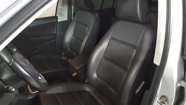 2015 Volkswagen Tiguan SE | Carrollton, TX | Legend Motorcars of Carrollton 2015 Volkswagen Tiguan SE | Carrollton, TX | Legend Motorcars of Carrollton