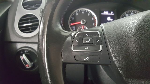 2015 Volkswagen Tiguan SE | Carrollton, TX | Legend Motorcars of Carrollton 2015 Volkswagen Tiguan SE | Carrollton, TX | Legend Motorcars of Carrollton