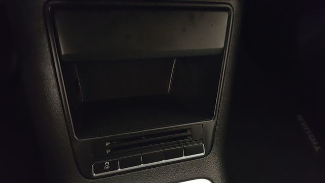 2015 Volkswagen Tiguan SE | Carrollton, TX | Legend Motorcars of Carrollton 2015 Volkswagen Tiguan SE | Carrollton, TX | Legend Motorcars of Carrollton