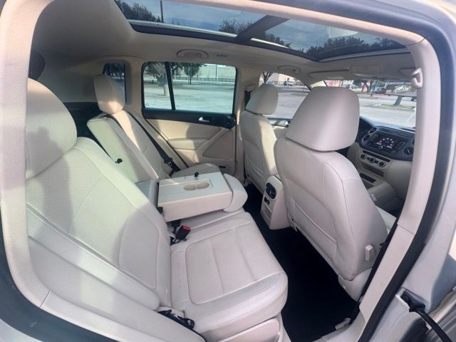 2015 Volkswagen Tiguan SEL | Plano, TX | Schneck Motor Company 2015 Volkswagen Tiguan SEL | Plano, TX | Schneck Motor Company