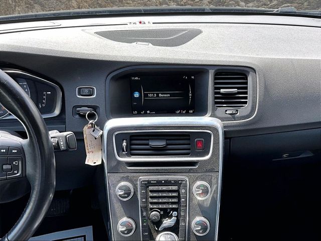 2015 Volvo S60 T5 Platinum