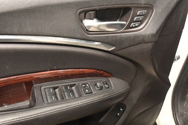 2016 Acura MDX SH-AWD w/Tech | Branford, CT | Sound Auto Wholesalers 2016 Acura MDX SH-AWD w/Tech | Branford, CT | Sound Auto Wholesalers