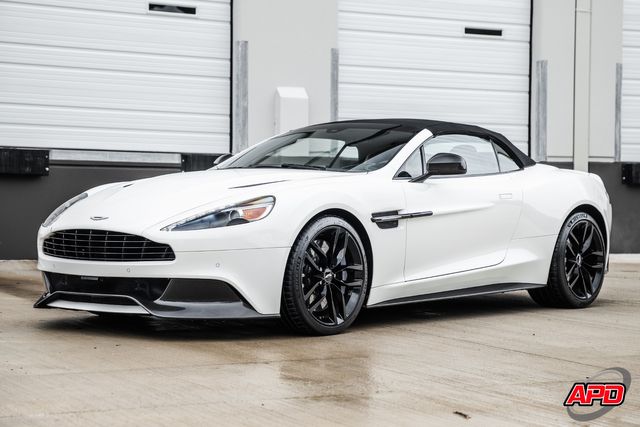 2016 Aston Martin Vanquish Carbon Edition Volante 2016 Aston Martin Vanquish Carbon Edition Volante