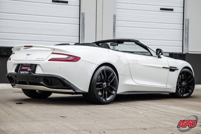 2016 Aston Martin Vanquish Carbon Edition Volante 2016 Aston Martin Vanquish Carbon Edition Volante