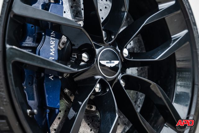 2016 Aston Martin Vanquish Carbon Edition Volante