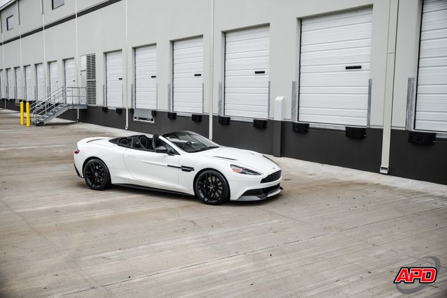 2016 Aston Martin Vanquish Carbon Edition Volante 2016 Aston Martin Vanquish Carbon Edition Volante