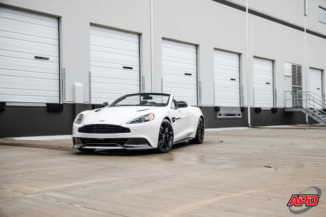 2016 Aston Martin Vanquish Carbon Edition Volante 2016 Aston Martin Vanquish Carbon Edition Volante