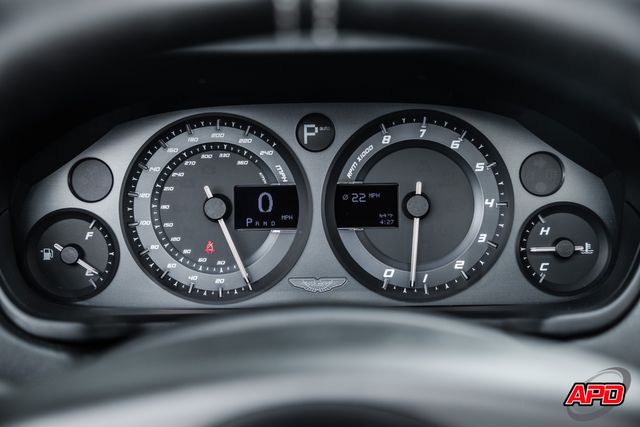 2016 Aston Martin Vanquish Carbon Edition Volante 2016 Aston Martin Vanquish Carbon Edition Volante