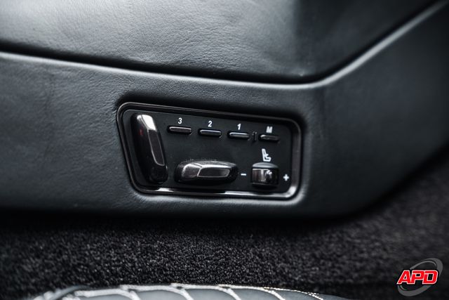 2016 Aston Martin Vanquish Carbon Edition Volante