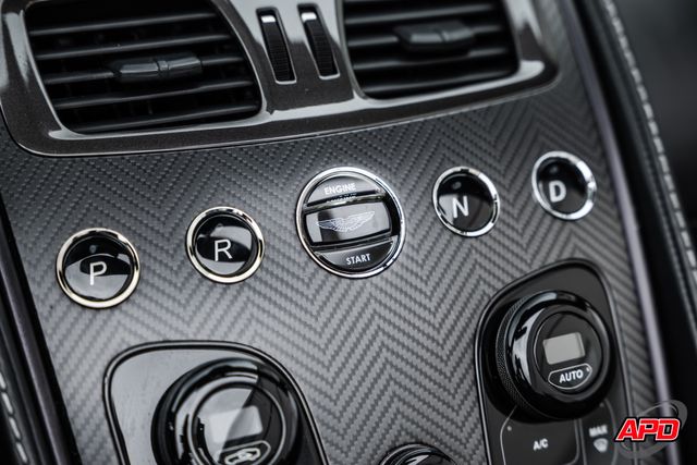 2016 Aston Martin Vanquish Carbon Edition Volante 2016 Aston Martin Vanquish Carbon Edition Volante