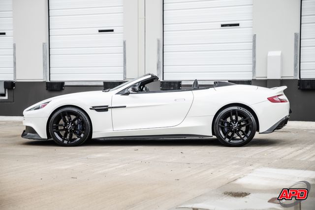2016 Aston Martin Vanquish Carbon Edition Volante 2016 Aston Martin Vanquish Carbon Edition Volante
