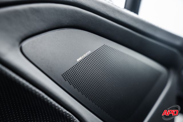 2016 Aston Martin Vanquish Carbon Edition Volante 2016 Aston Martin Vanquish Carbon Edition Volante